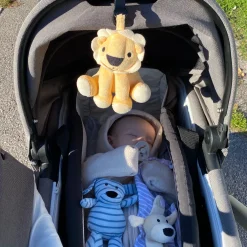 Geggamoja Mjukisdjur Och Doddi|Till Vagnen<Barnvagnsleksak Gul Lejon