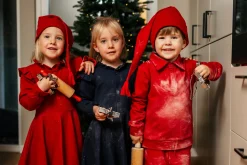 Barn Geggamoja Klänningar<Klänning med volang Mörkröd