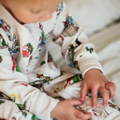 Barn Geggamoja Pyjamas Heldräkt<Pyjamas Pettson och Findus Beige -Julpyjamas