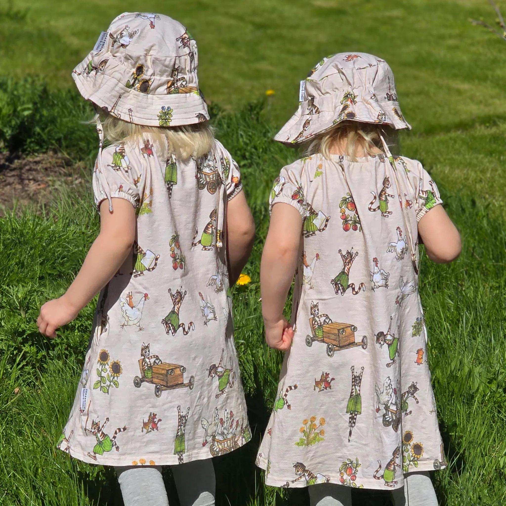 Barn Geggamoja Klänningar<Singoallaklänning Pettson och Findus Beige