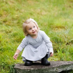 Barn Geggamoja Klänningar|Bambukläder<Snurrklänning Bambu Classic Grå/Vit