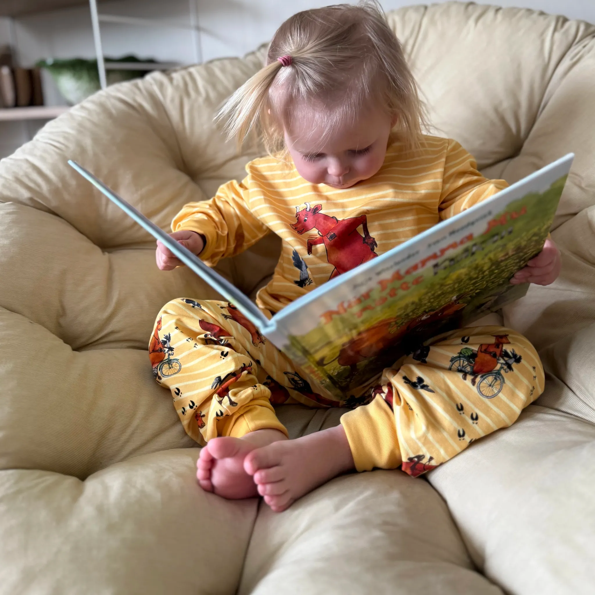 Barn Geggamoja Pyjamas Tvådelad<Tvådelad Pyjamas Mamma Mu och Kråkan Gul/Vit